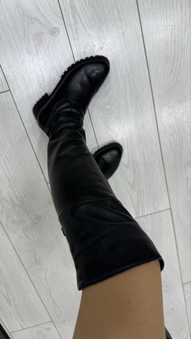 Продам зимние кожаные сапоги