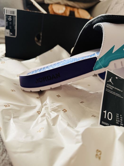 Papuci Jordan de vara