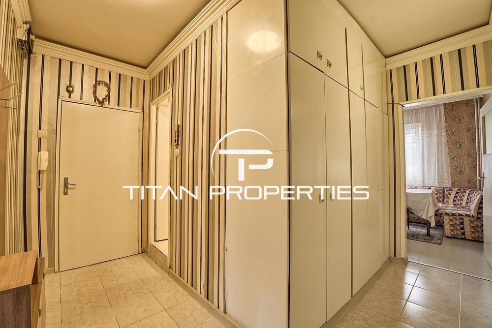 Дава се под наем Двустаен апартамент в Пловдив, Христо Смирненски - 75 кв.м за 400 € - Снимка #4