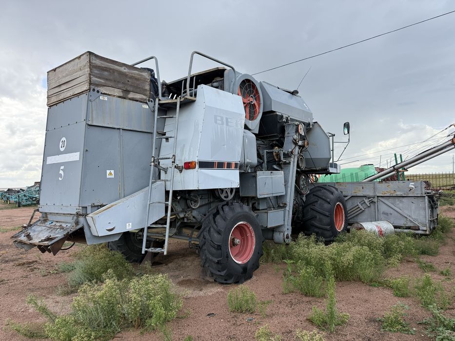 Зерноуборочный Комбайн Вектор