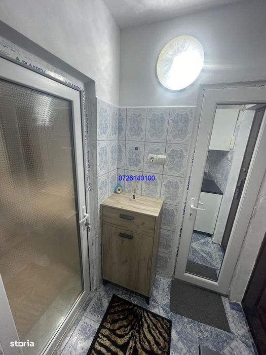 Garsoniera de inchiriat Far etaj 2