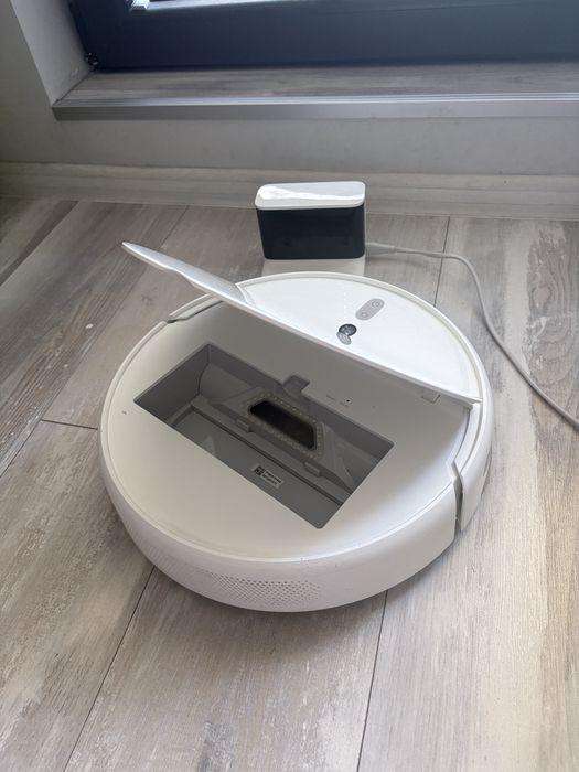 Прахосмукачка робот - Mi Robot Vacuum Mop
