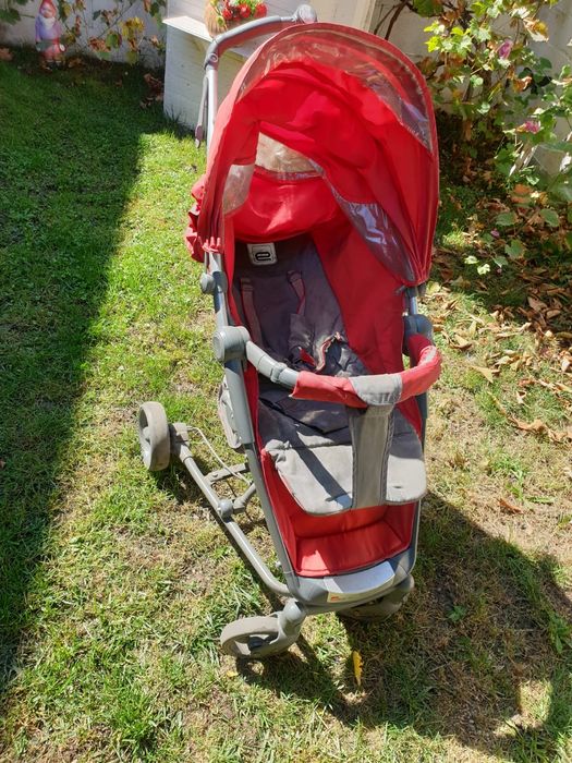 Cărucior de vanzare