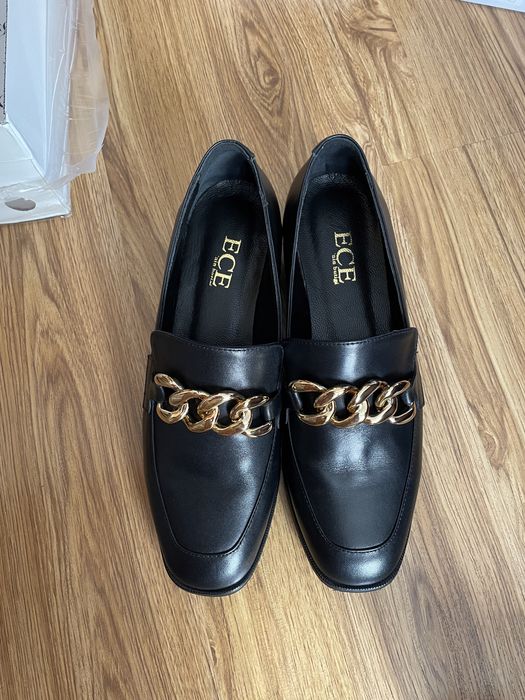 Продам новые мокасины