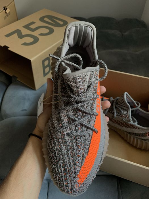 Yeezy boost 350v2 beluga reflective