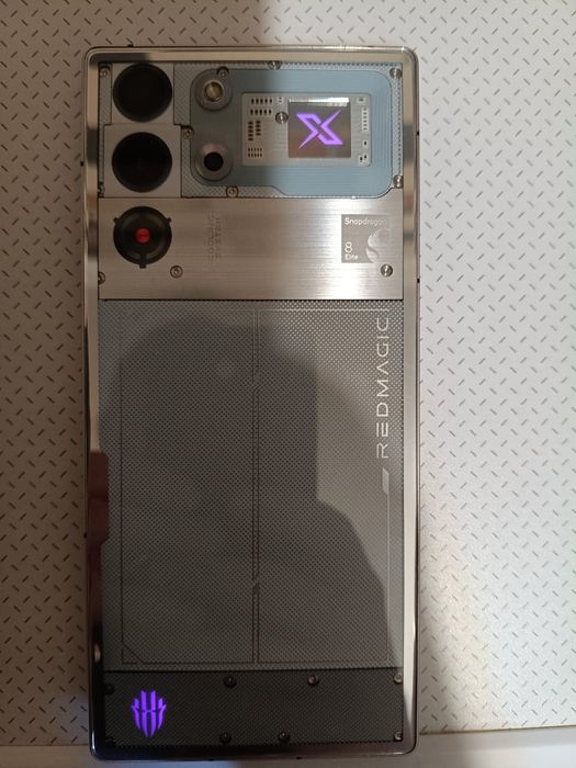 В идеале nubia REDMAGIC 10 PRO