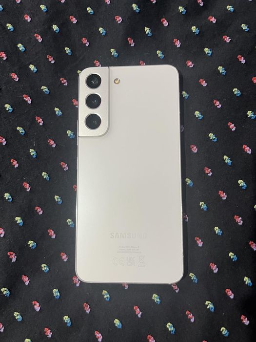 Samsung s22 5g  128/8