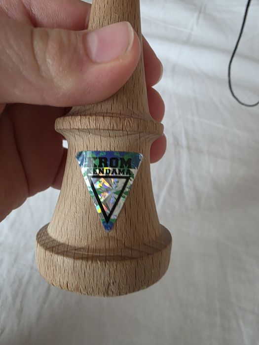 Kendama Krom Pop Rubber Black