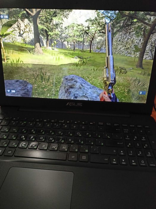 Ноутбук для Работы и Игр