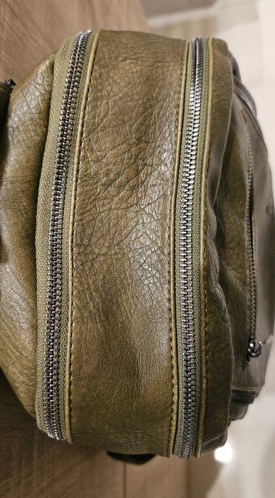 Малка дамска раница