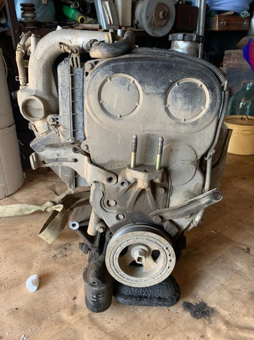 Продам двигатель 4g93