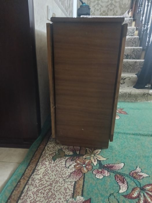 Отдам даром столы