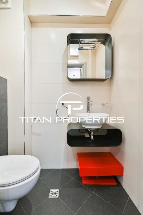 Дава се под наем Тристаен апартамент в София, Оборище - 100 кв.м за 999 € - Снимка #15