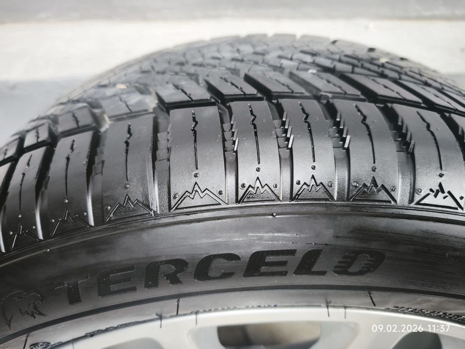 Комплект дисков с шинами 215/55R17