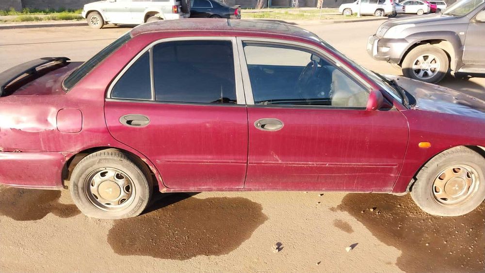 Автомобиль Mitsubishi Lancer