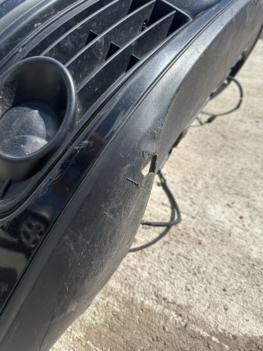 Предна броня от Vw Golf 5 GT