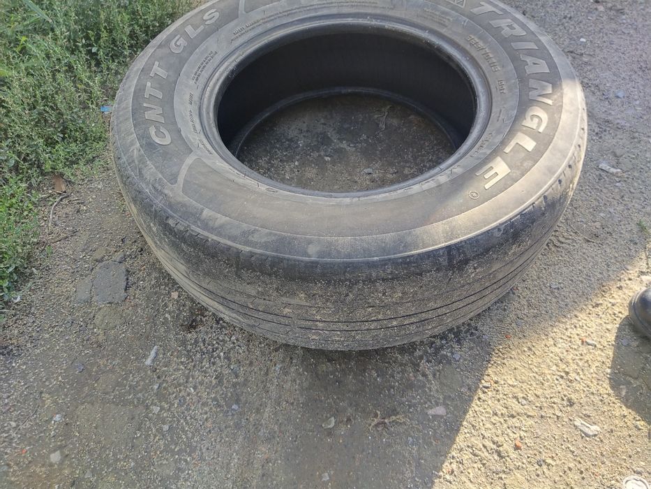 Продам шины 225/70/15