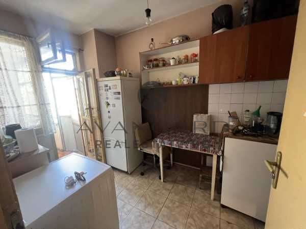 Продава се Тристаен апартамент в Пловдив, Център - 90 кв.м за 1889 €/кв.м - Снимка #4