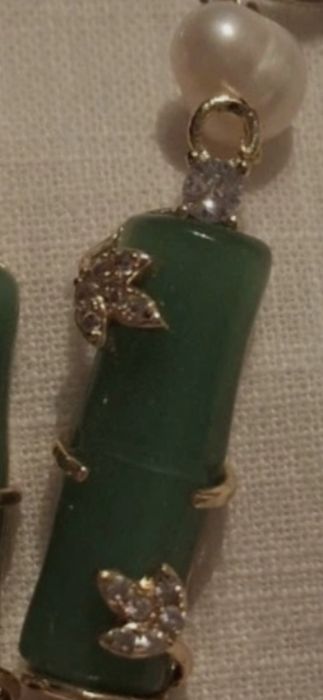 Cercei din jad cu perle de apă dulce naturale
