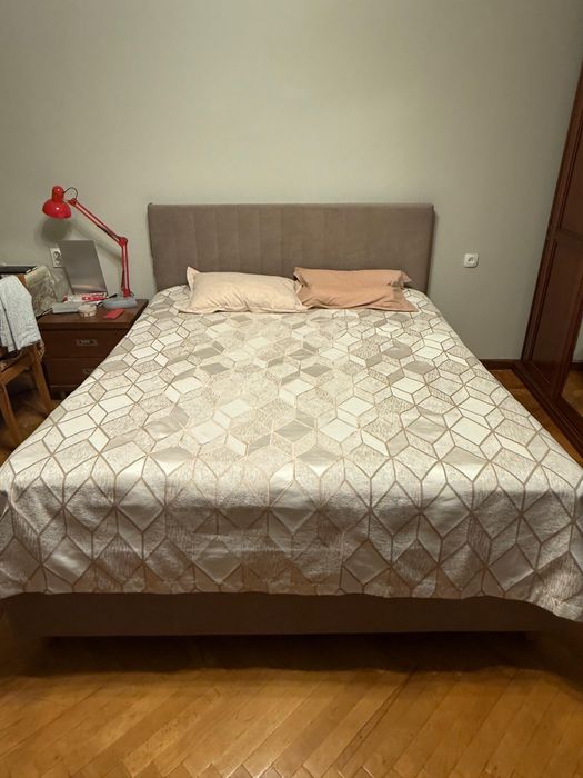 Кровать и матрас 200*160