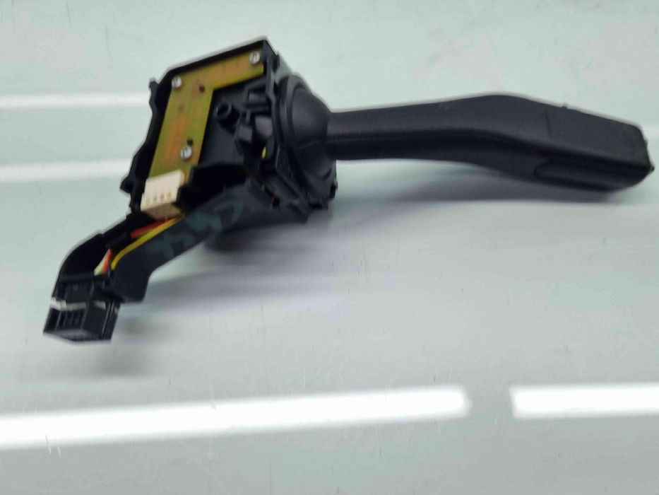 Maneta semnalizare Skoda Octavia 2 (1Z3) [Fabr 2004-2013] 1K0953513F