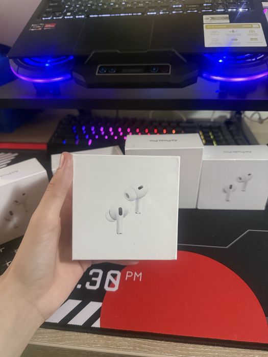 Se vinde airpords pro 2 si pro 3.