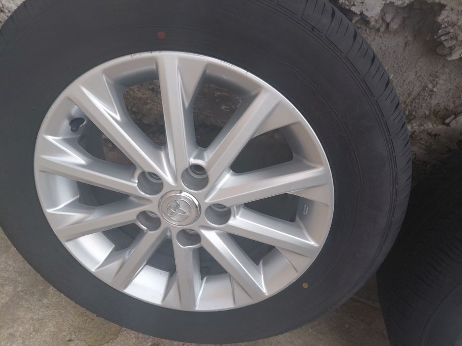 Диск Камри 16R..оригналь