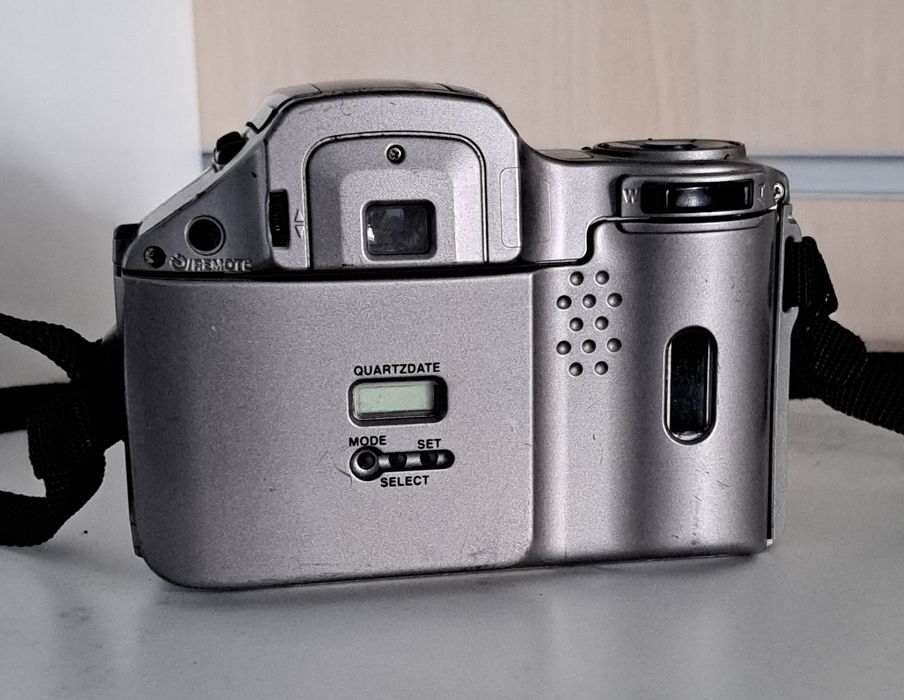 Фотоаппарат OLYMPUS  IS-300, IS-200