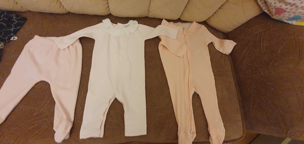 Vand lot fetita marimea 74