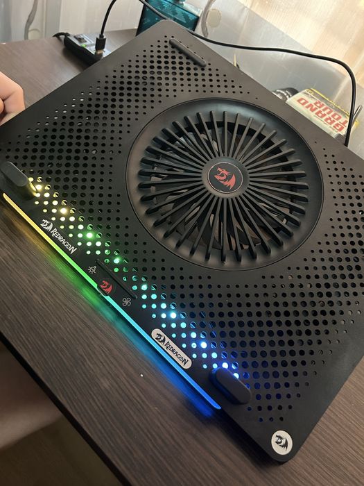 Vand couler laptop Redragon