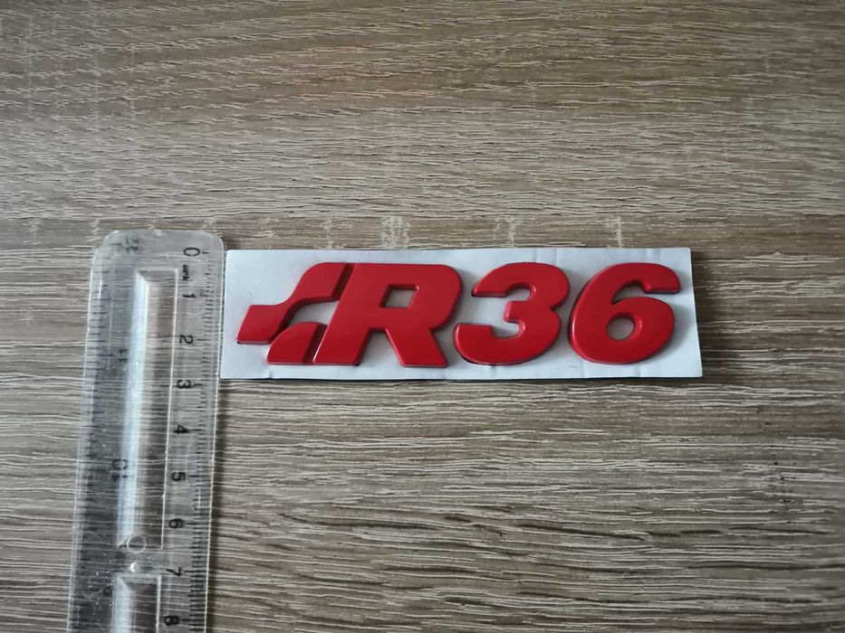 Volkswagen R36 червен надпис
