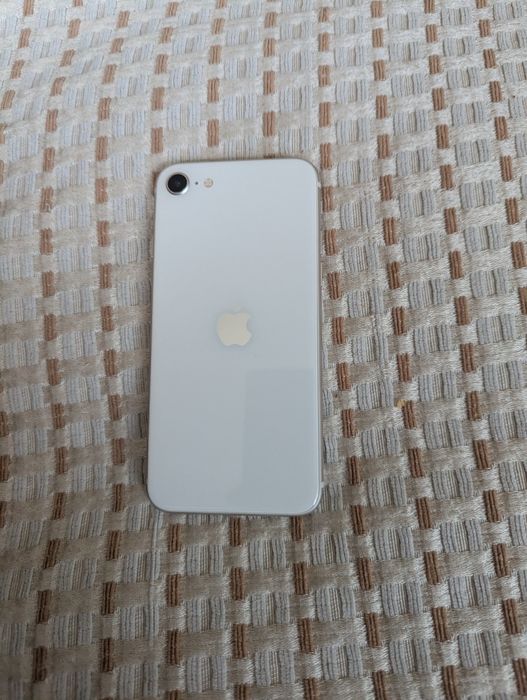 Айфон se 2022 идеальное состояние