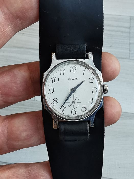 Ceas ZYM -Int. Manuala -34 mm Funcționează excelent !