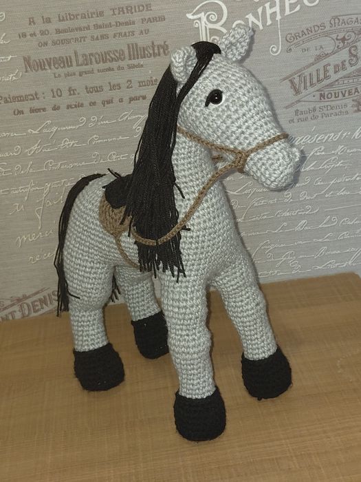 Лошадь ручной работы.