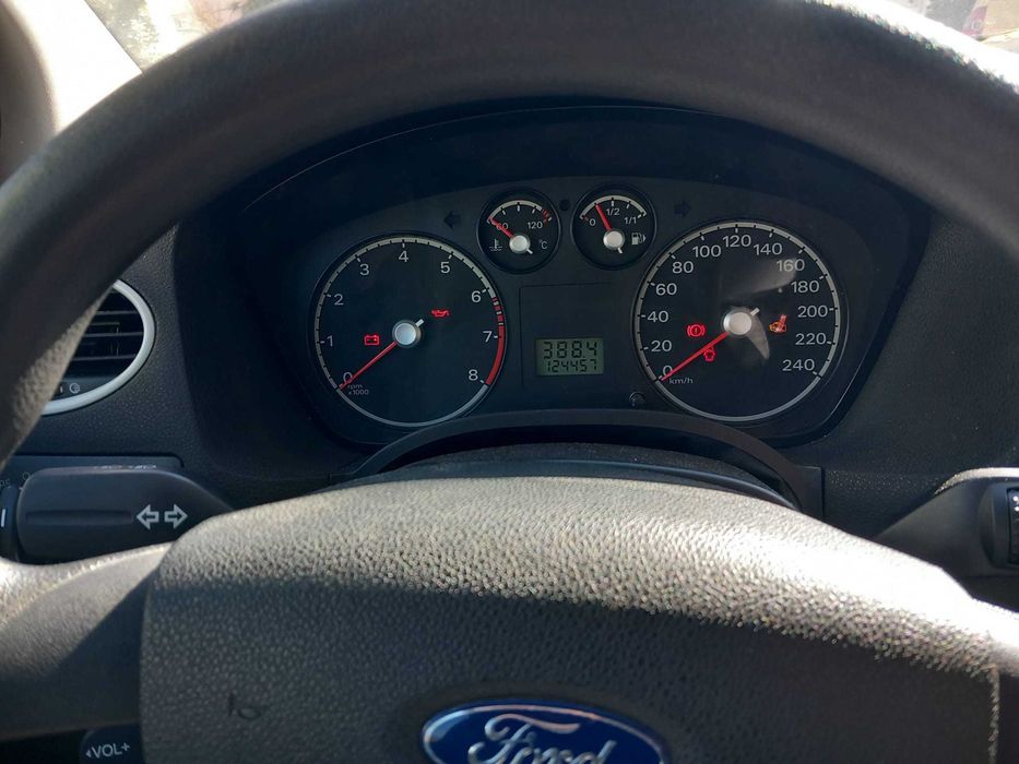 FORD Focus 2004 — imagine 6