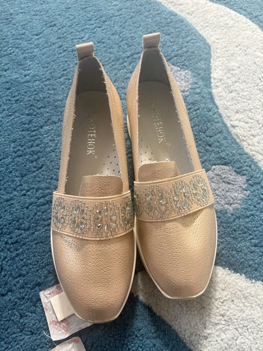 Туфли на девочку 2 пары за 5000