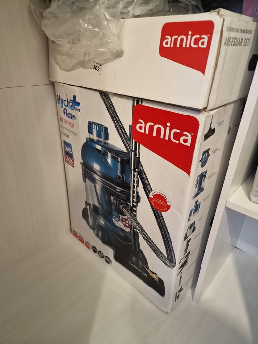 Пылесос ARNICA Hydra Rain Plus