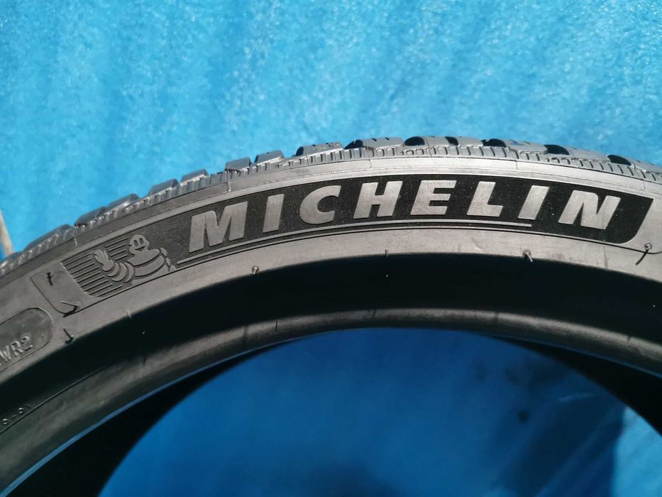 245/35 R20 - michelin m+s 4 bucati
