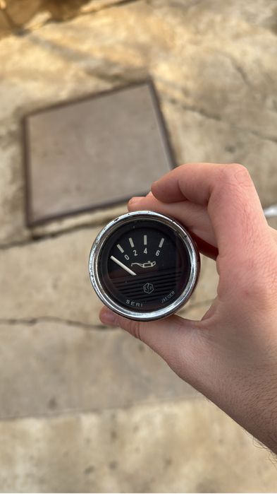 Ceas suplimentar presiune ulei Dacia 1300 1310 papuc Aro tractor utb