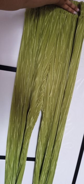 Продам спортивный костюм