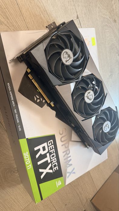 Nvidia RTX 3070ti MSI Suprim X ( stare perfecta ) + mouse pad