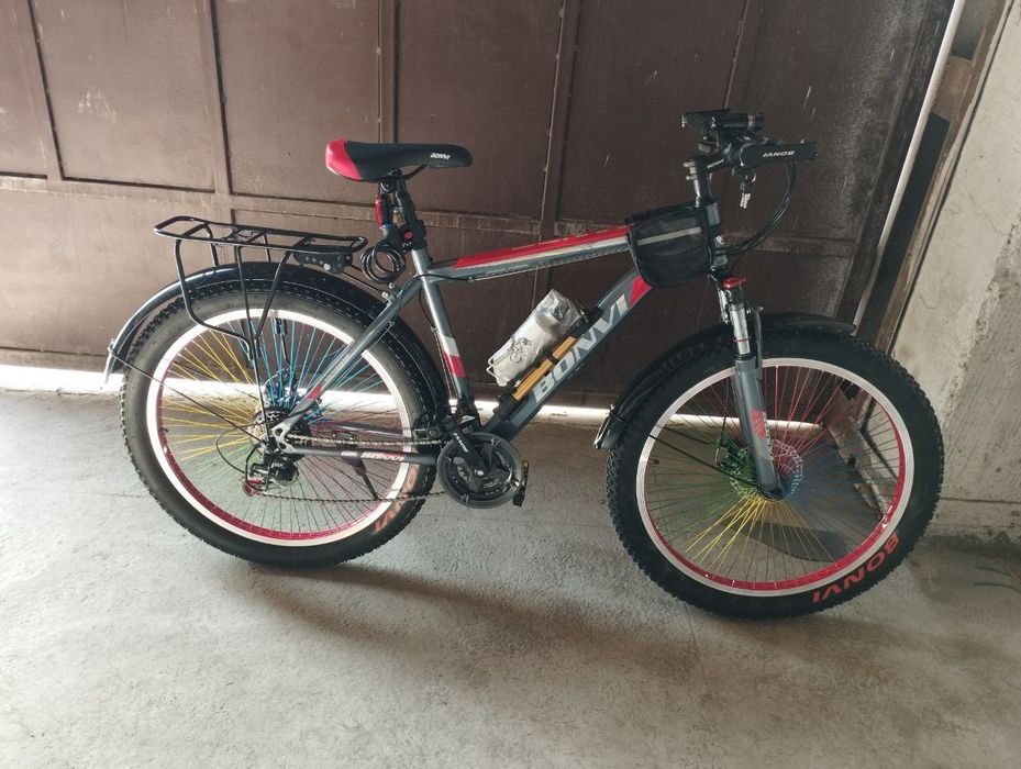 РАСПРОДАЖА...Velosiped 26 razmer Bonvi ,Altteza