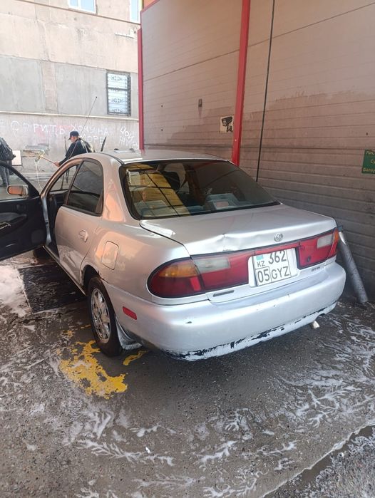 Мазда 323 продоётсья