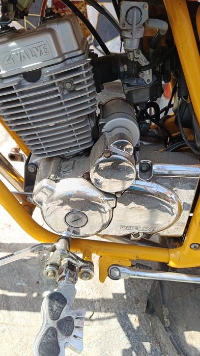 Vând motocicletă