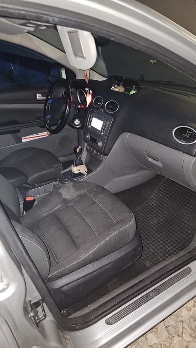 FORD Focus 2010 — imagine 3