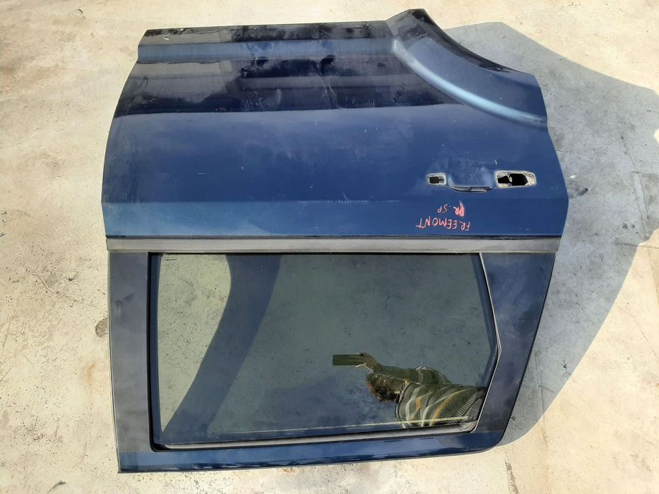 usa portiera dreapta spate fiat freemont 345