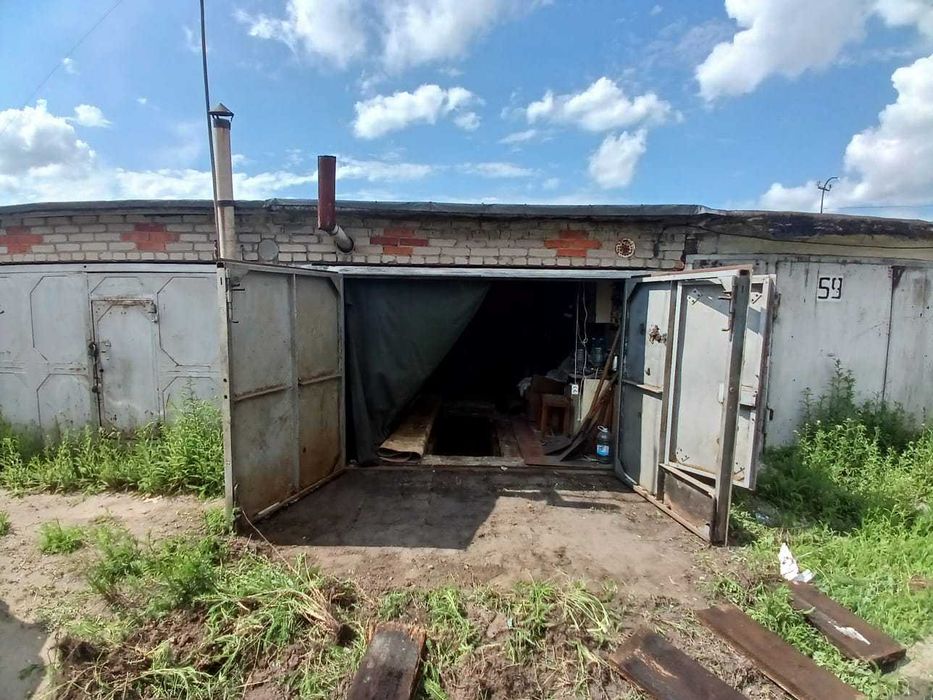 Продам гараж в 7 общ.
