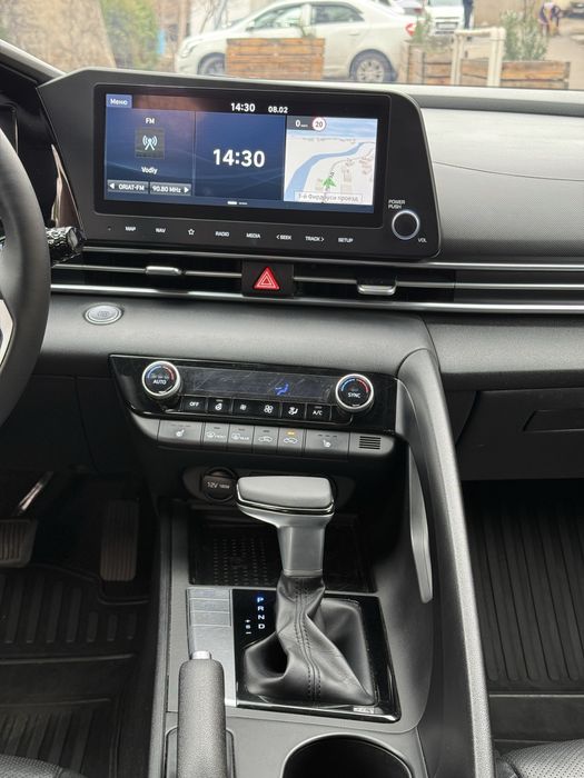 Hyundai elantra 2.0l nardo grey