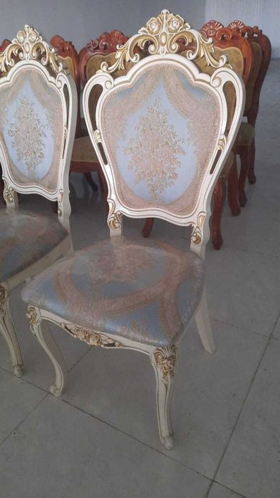 Стулья для гостиной