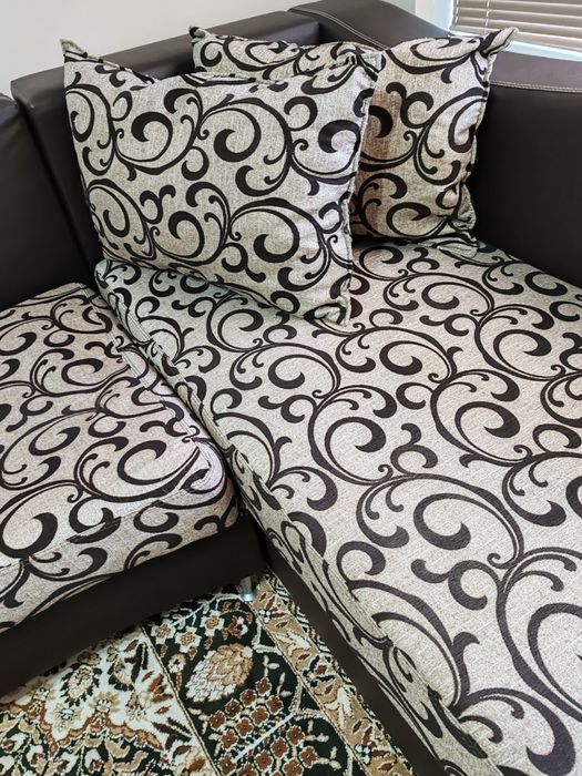 Диван с функция сън